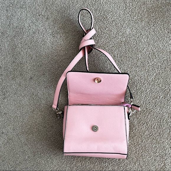 Kate Spade New York Staci Small Flap Crossbody Chalk Pink Leather purse. - Picture 7 of 7